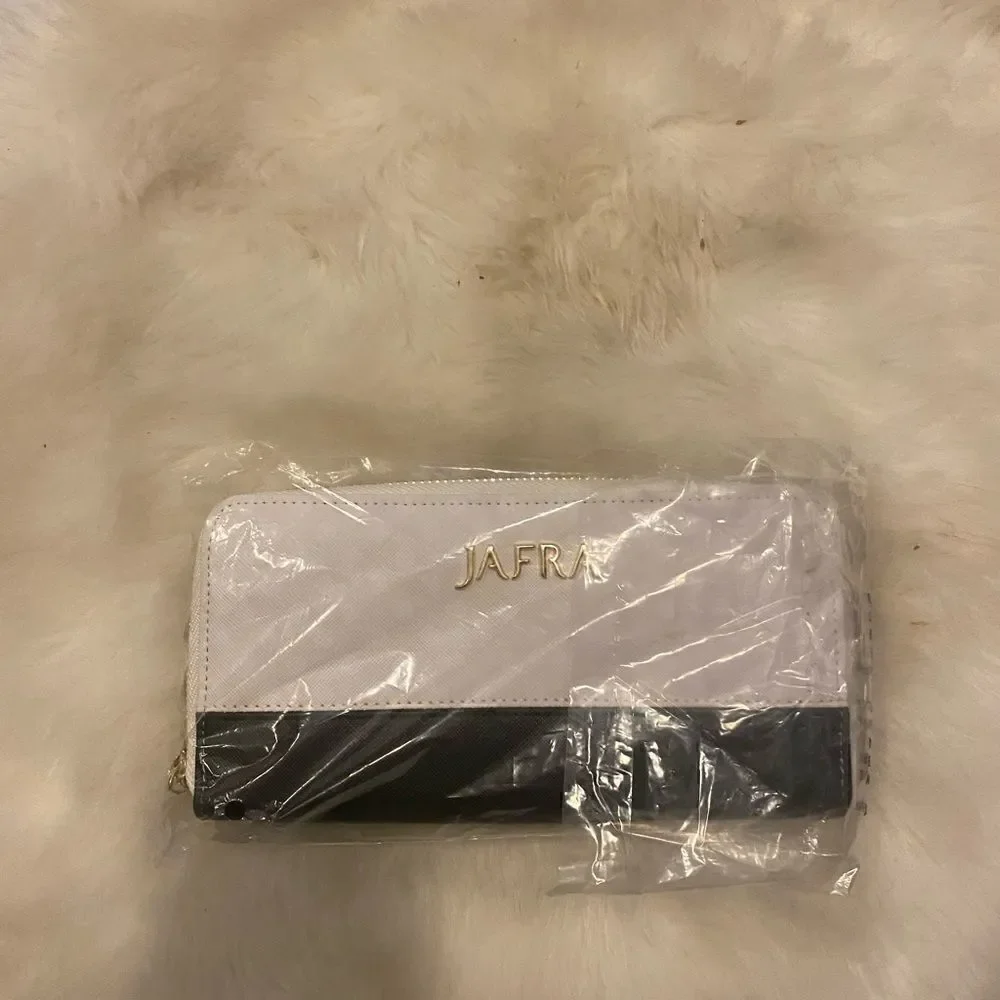 [jafra] VIP wallet BNWT  #9